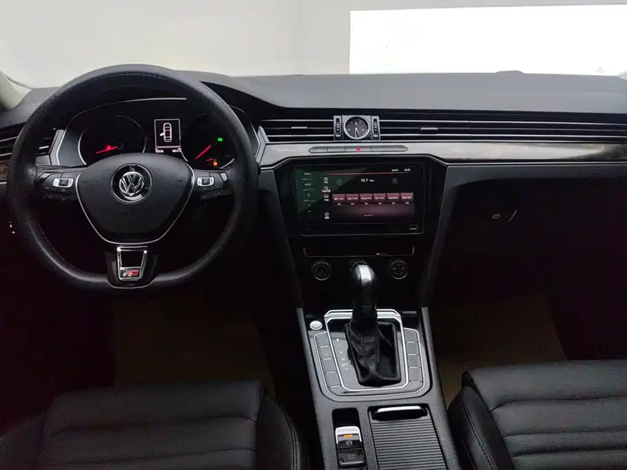 Volkswagen Magotan — миниатюра 12