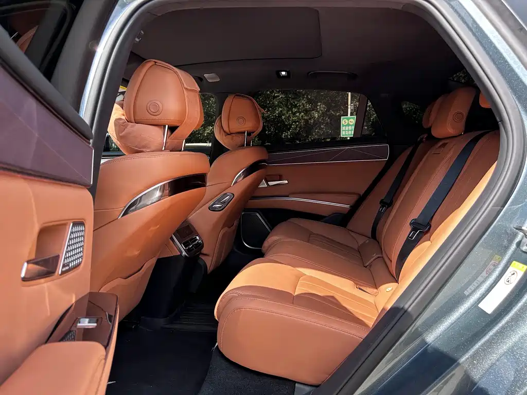 BYD Хань Ли — миниатюра 6