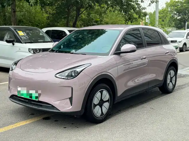 2025 Geely Xingyuan