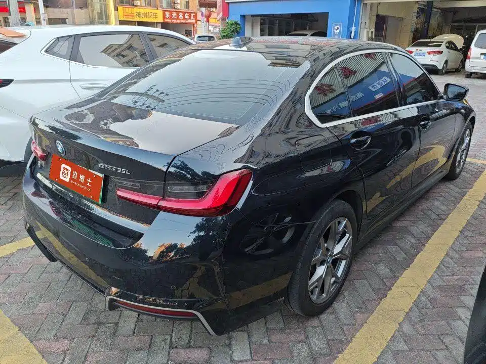BMW i3 — миниатюра 8