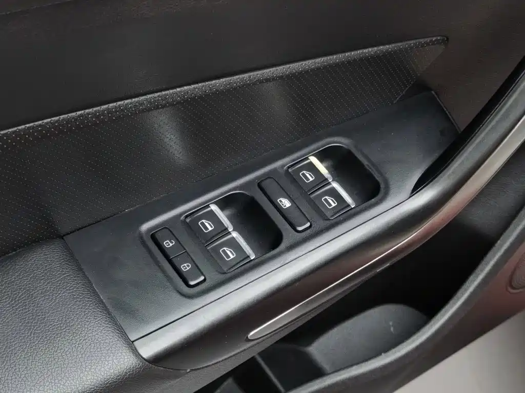 Chery Arrizo 5 — миниатюра 9
