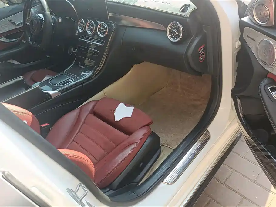 MERCEDES-BENZ C CLASS