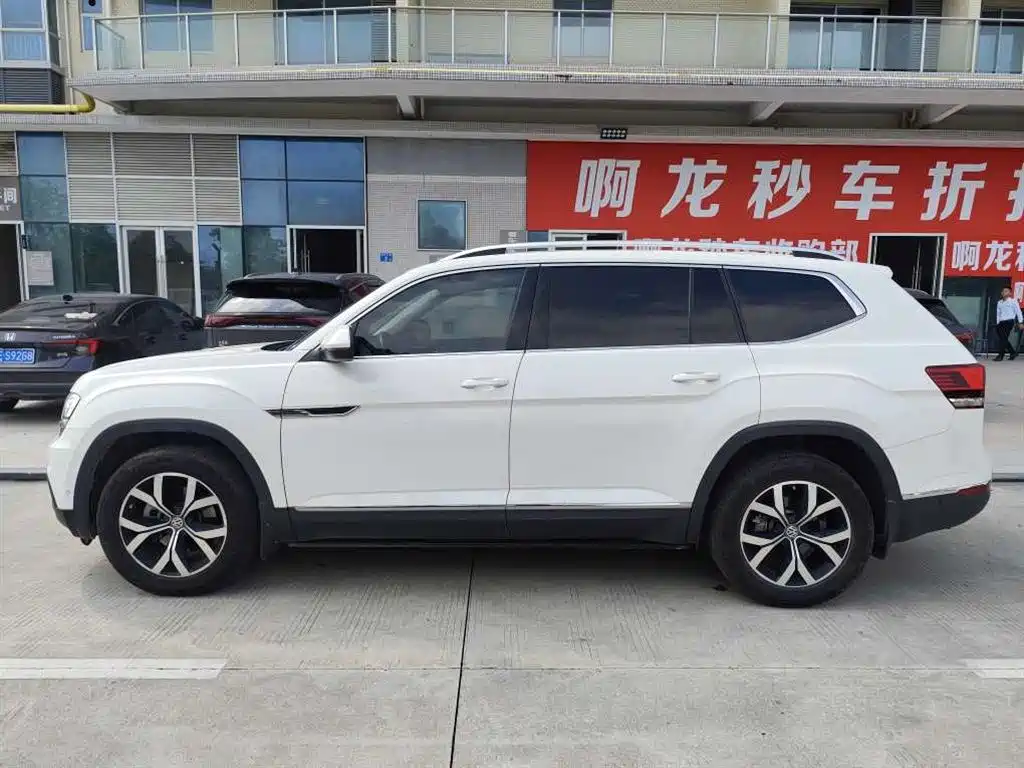 Volkswagen Teramont — миниатюра 9