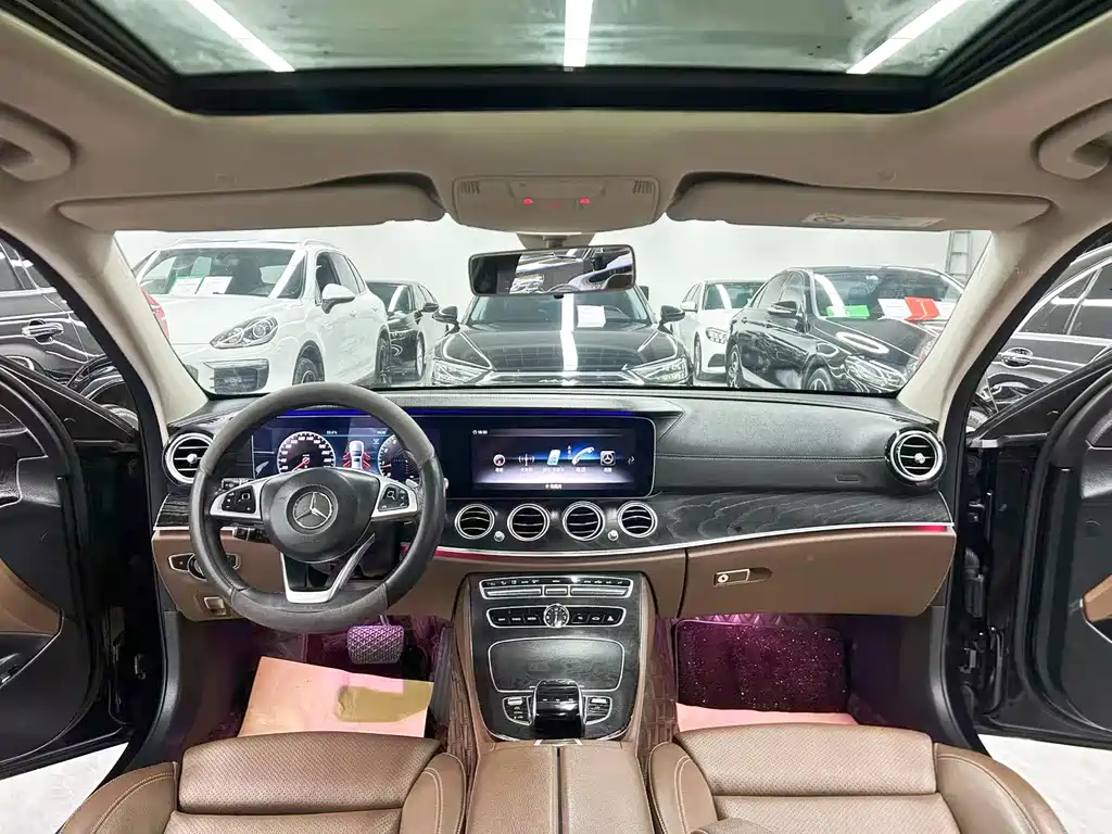 Mercedes-Benz E-Class — миниатюра 9