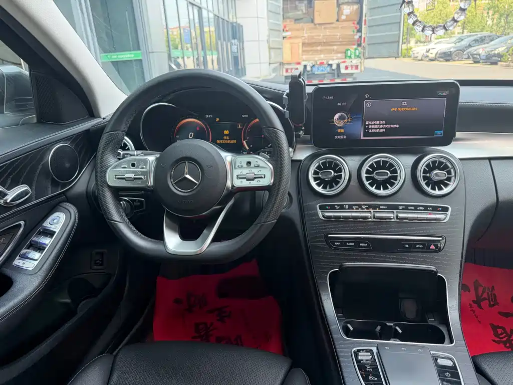 Mercedes-Benz C-Class — миниатюра 10