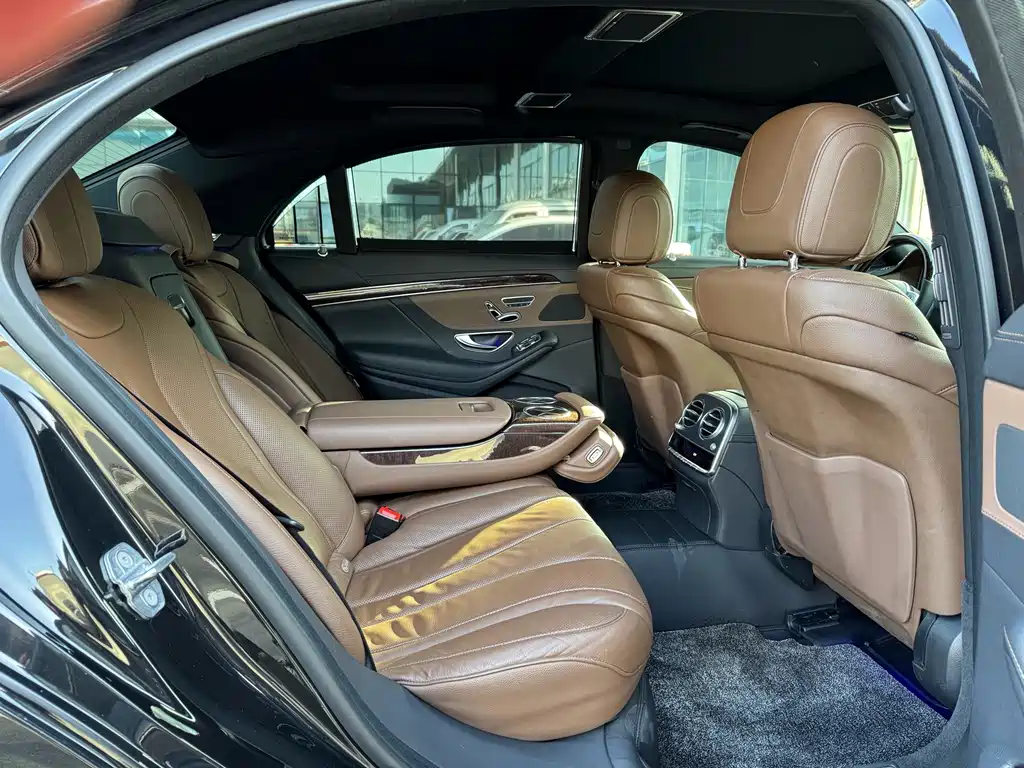 Mercedes-Benz S-Class — миниатюра 6