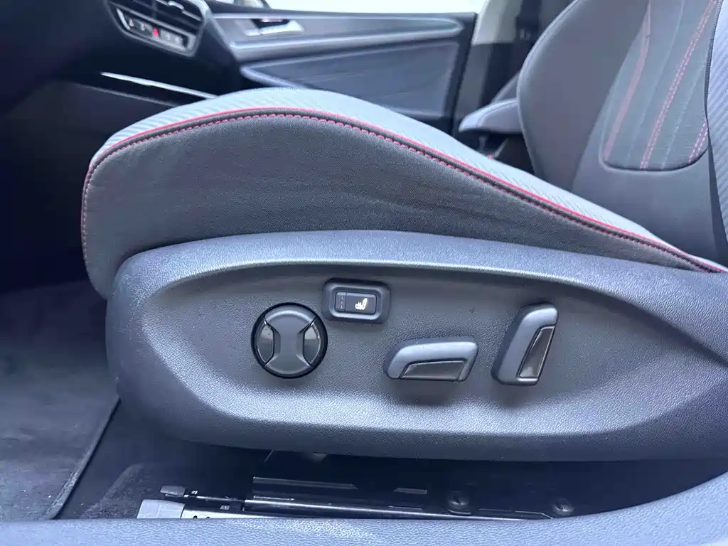 Volkswagen Lamando — миниатюра 16