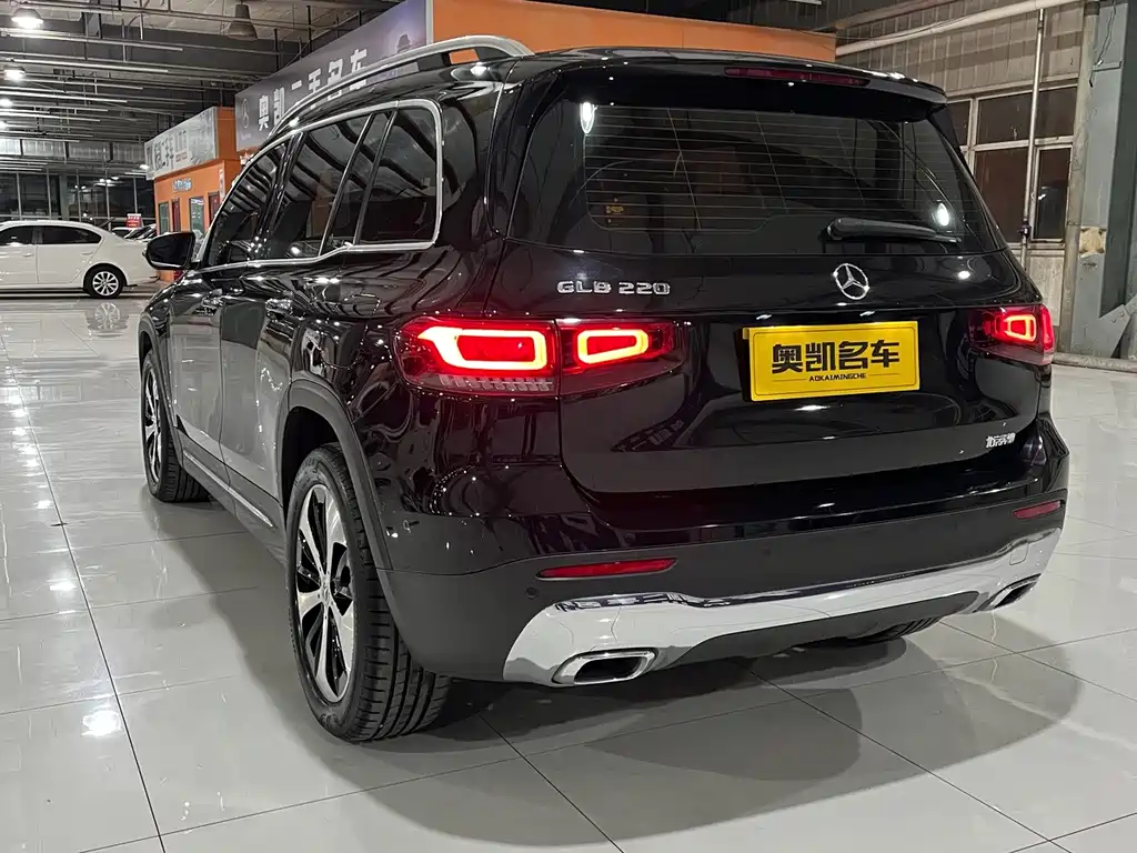 Mercedes-Benz GLB — миниатюра 6