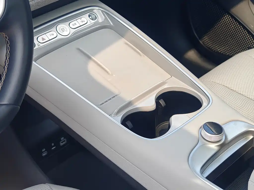 BYD Морской лев 05 EV — миниатюра 20