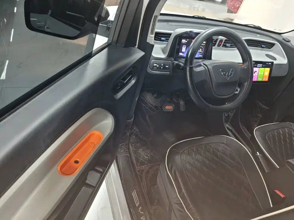 Wuling MINIEV — миниатюра 16