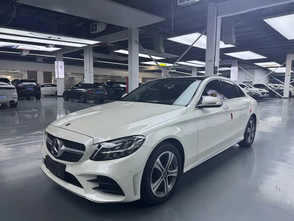 Mercedes-Benz C-Class 2020