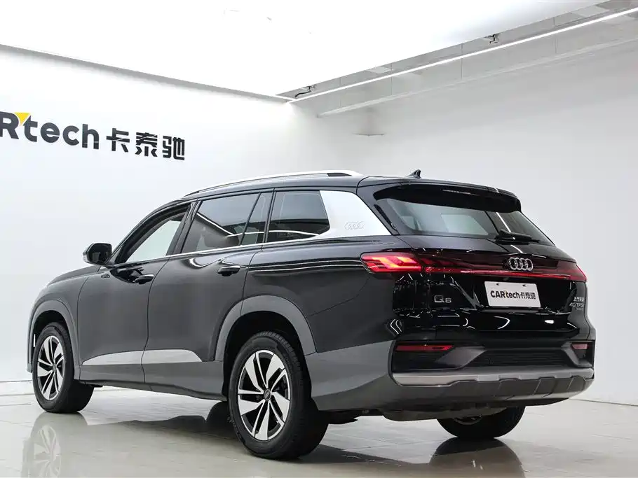 Audi Q6 2024 40 TFSI quattro 7 мест