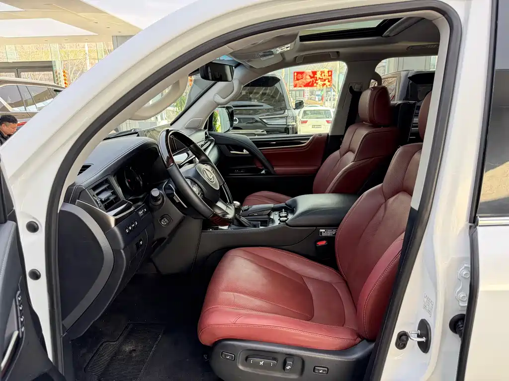 Lexus LX 2017 570 Luxury