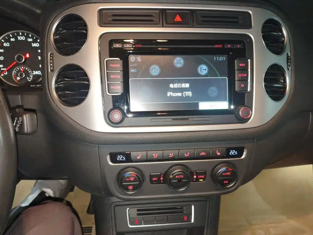 Volkswagen Tiguan — миниатюра 10