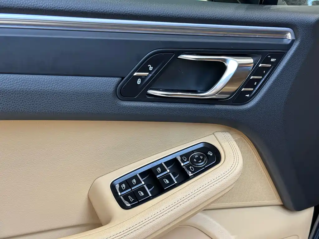 Porsche Macan 2017 Macan 2.0T