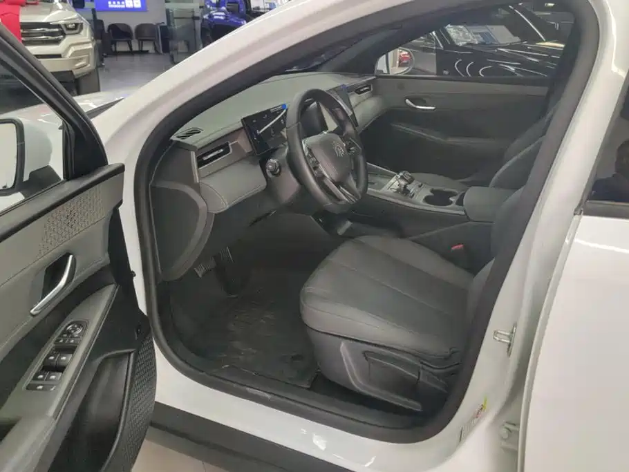 BYD Qin PLUS — миниатюра 9