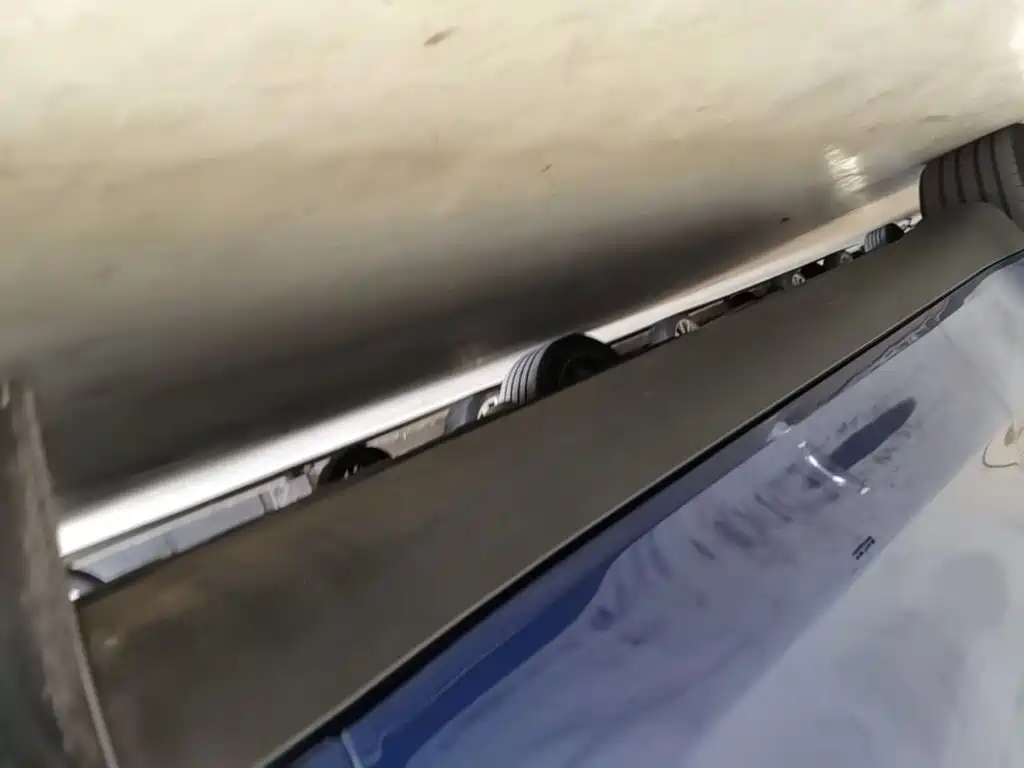 Tesla Model Y — миниатюра 21