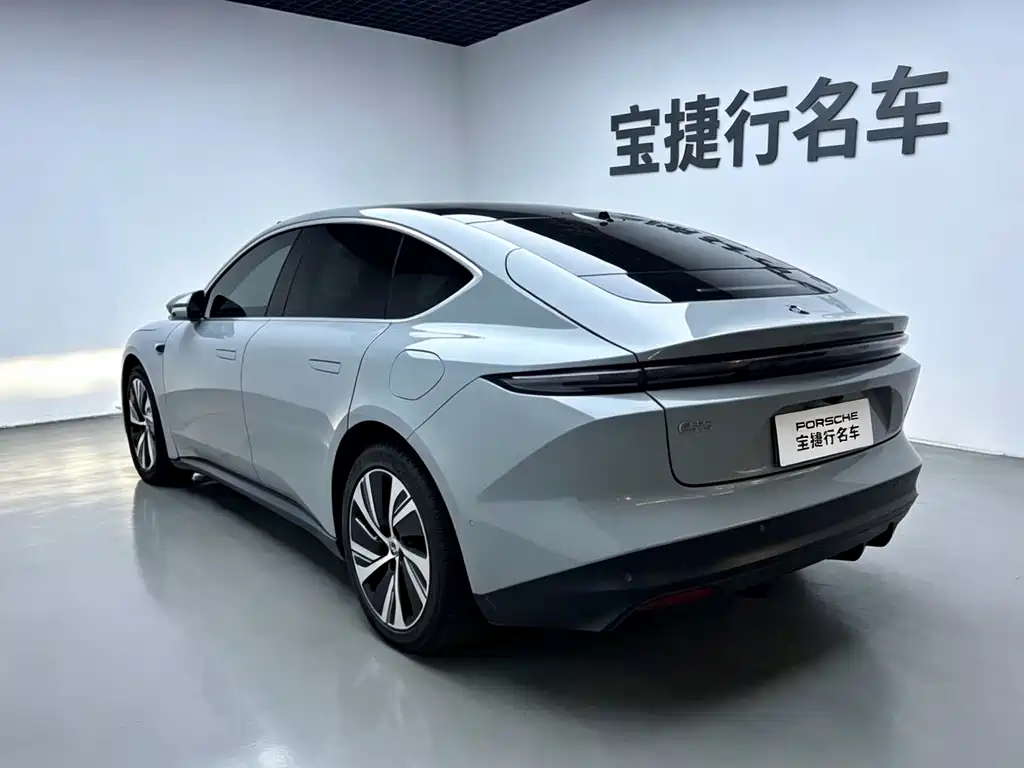 NIO ET5 — миниатюра 3