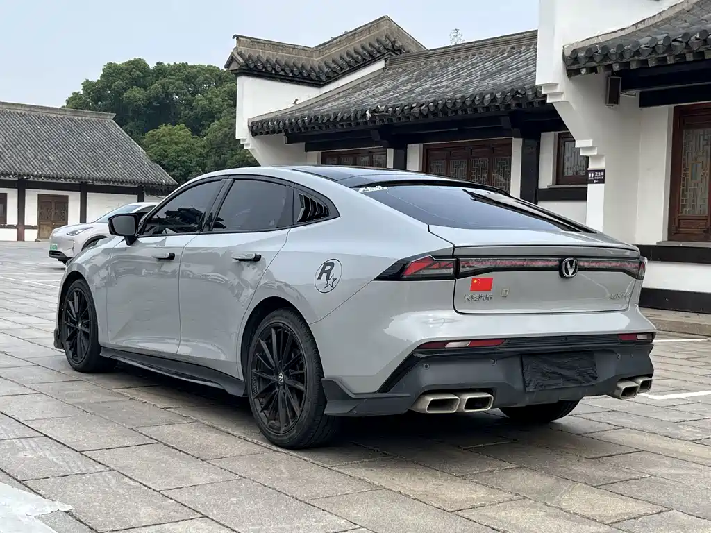 Changan UNI-V — миниатюра 7