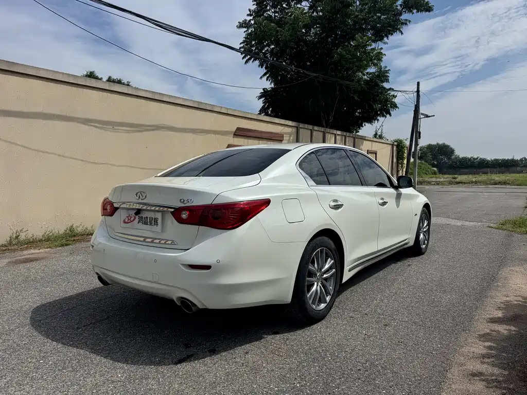Infiniti Q50L — миниатюра 4