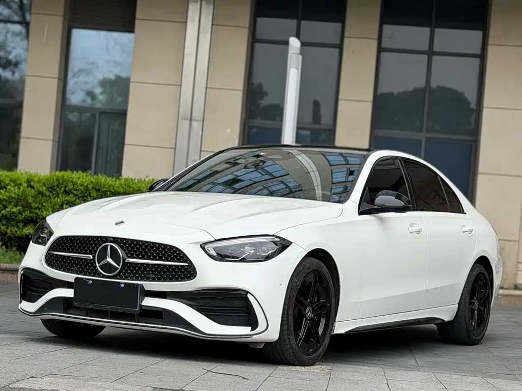 Mercedes-Benz C-Class 2023