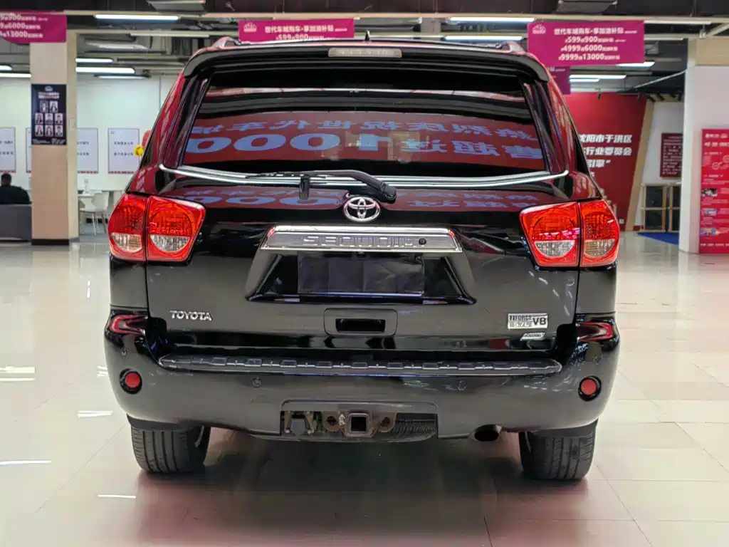 Toyota Sequoia 2010 5.7 Platinum