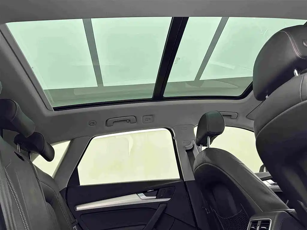 Audi Q5L — миниатюра 23