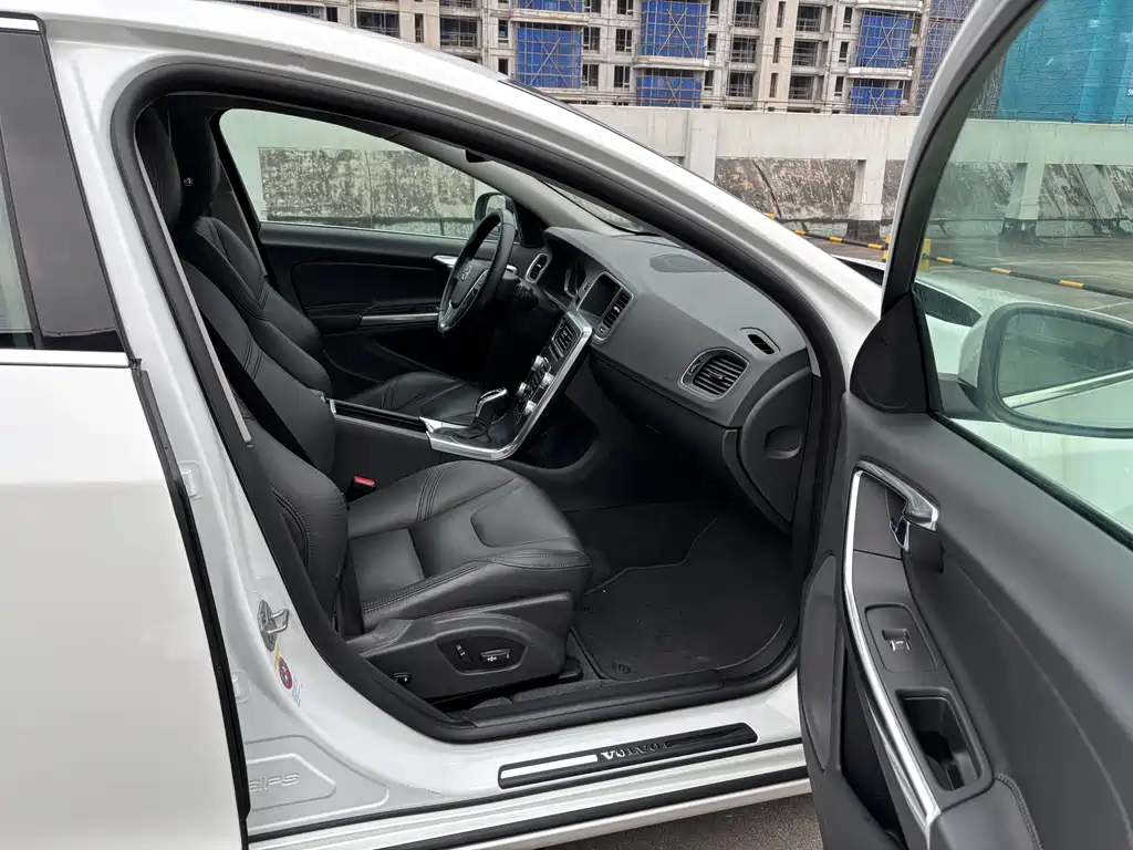 Volvo S60 2017 S60L T5