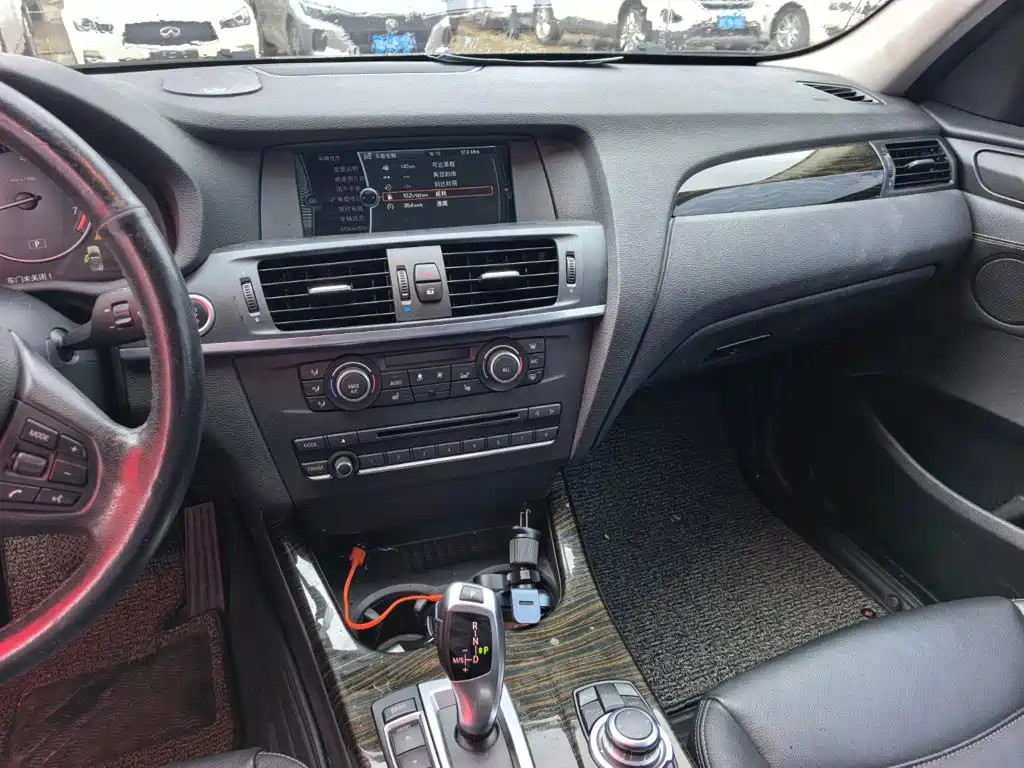 BMW X3 (Import) — миниатюра 12