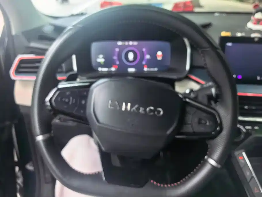 Lynk & Co 06 — миниатюра 15