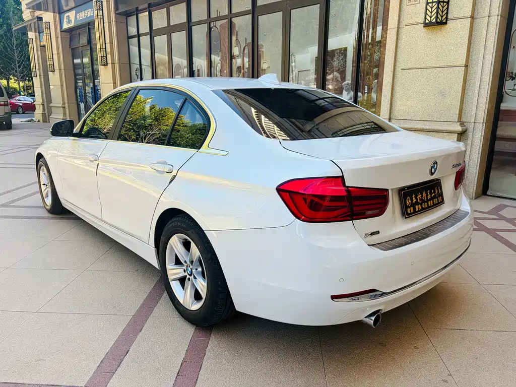 BMW 3 Series — миниатюра 5