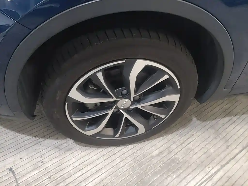 Geely Emgrand GS — миниатюра 23