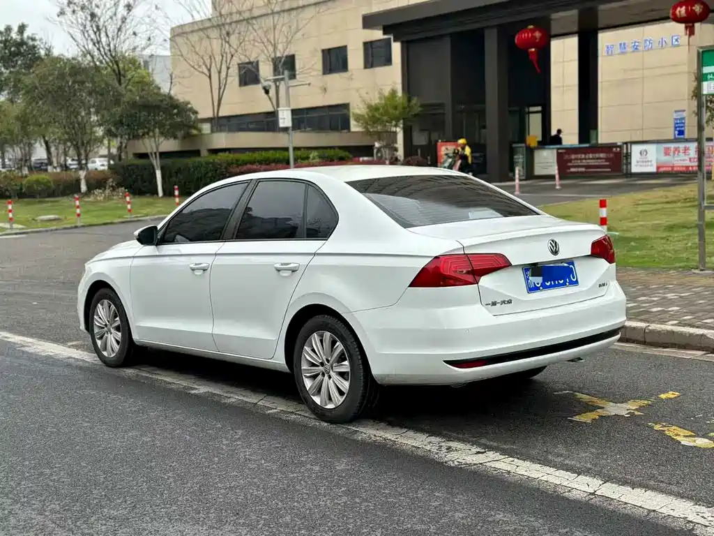 Volkswagen Bora — миниатюра 9