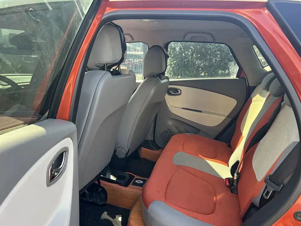 Renault Captur — миниатюра 6