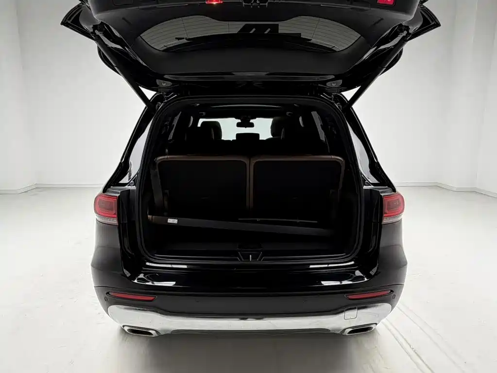 Mercedes-Benz GLB — миниатюра 10