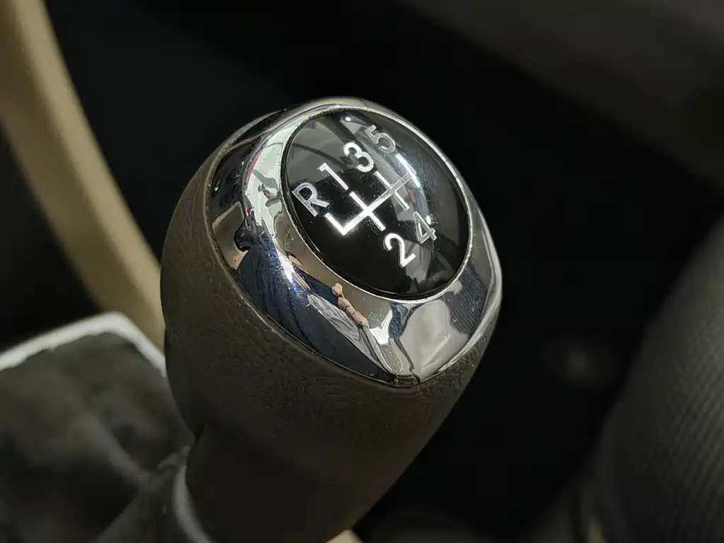 Hyundai Verna — миниатюра 12