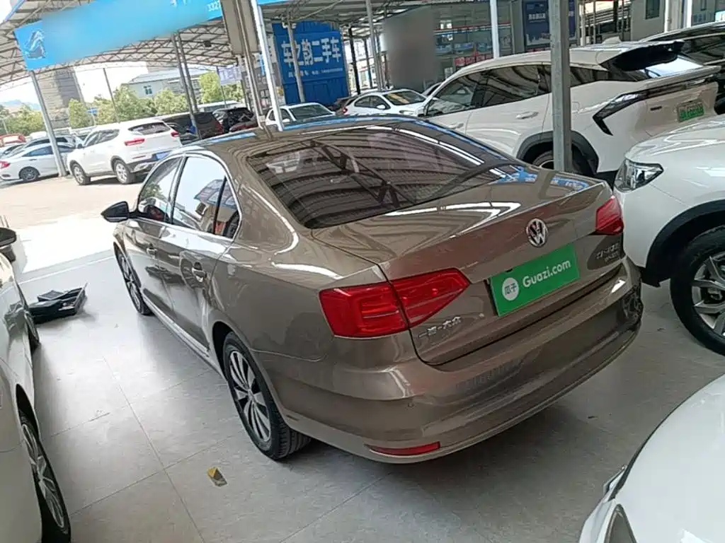 Volkswagen Sagitar — миниатюра 5