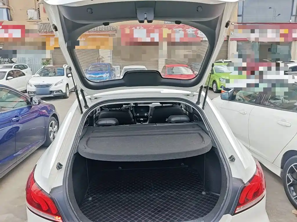 MG MG6 — миниатюра 19