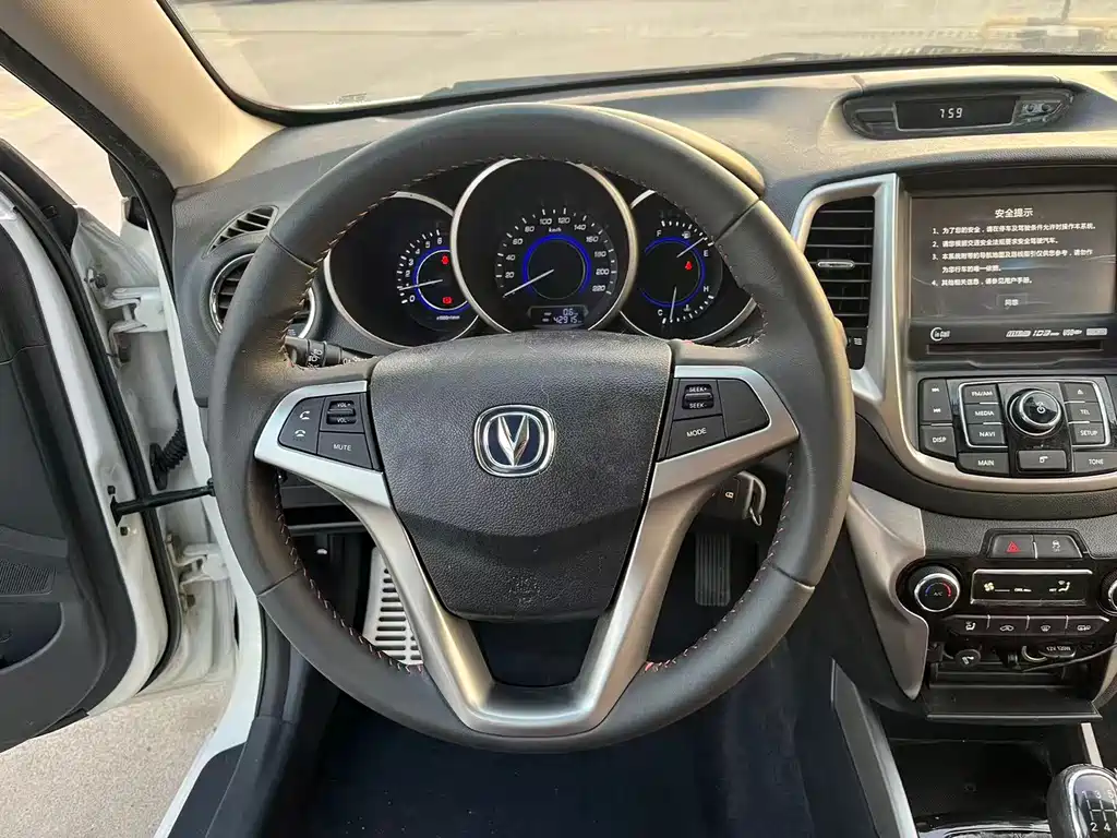 Changan Eado XT — миниатюра 7