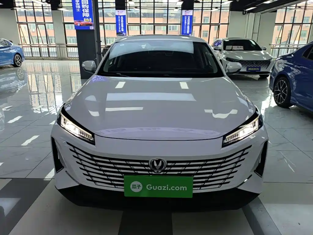 Changan Eado — миниатюра 3