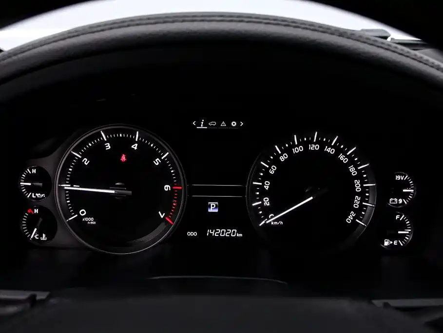 Toyota Land Cruiser — миниатюра 6