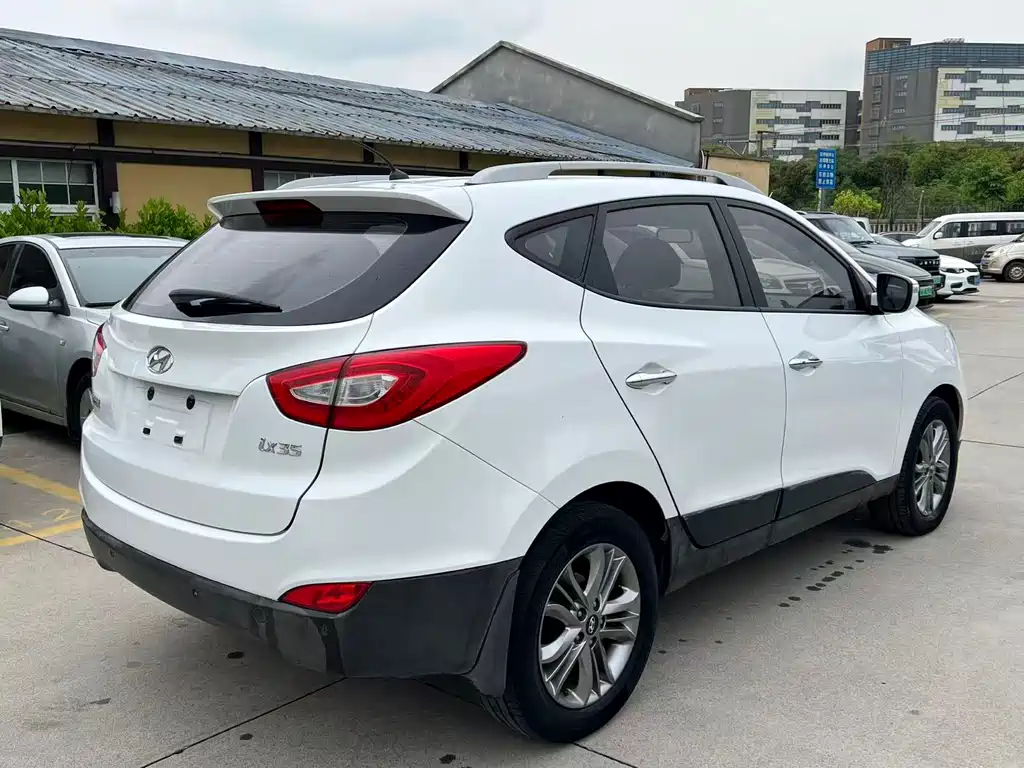 Hyundai ix35 — миниатюра 10
