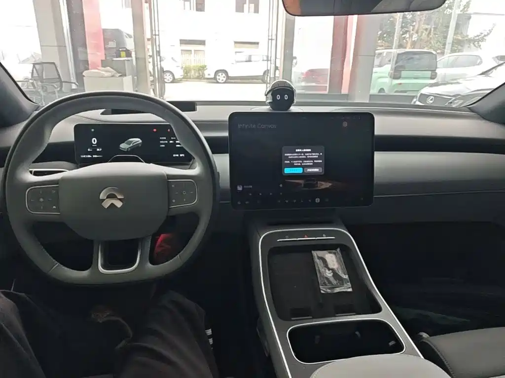 NIO ET5T — миниатюра 10