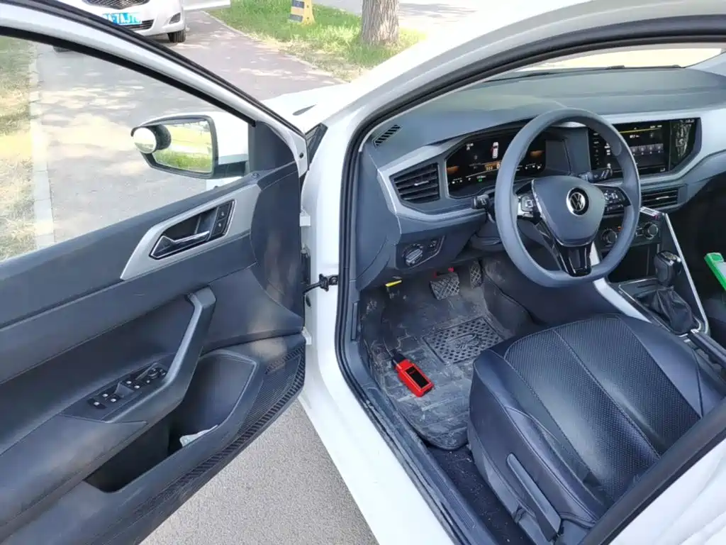 Volkswagen Polo — миниатюра 16