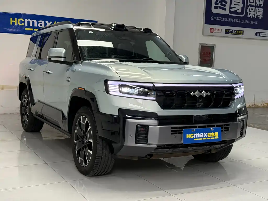 Fangchengbao Leopard 8 8 2025 Flagship 6 мест