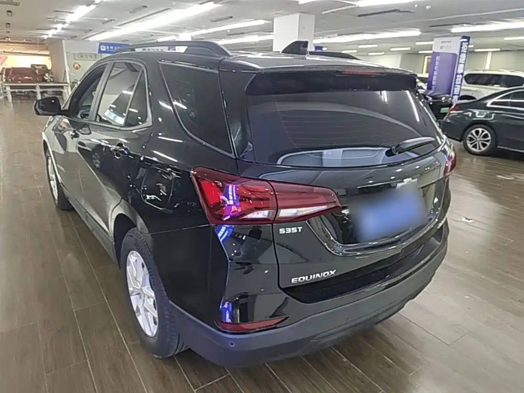 Chevrolet Equinox — миниатюра 5
