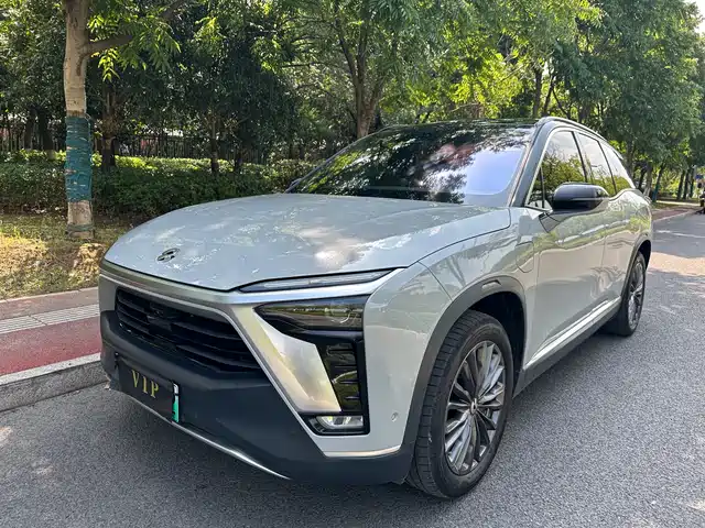 2022 Nio ES8