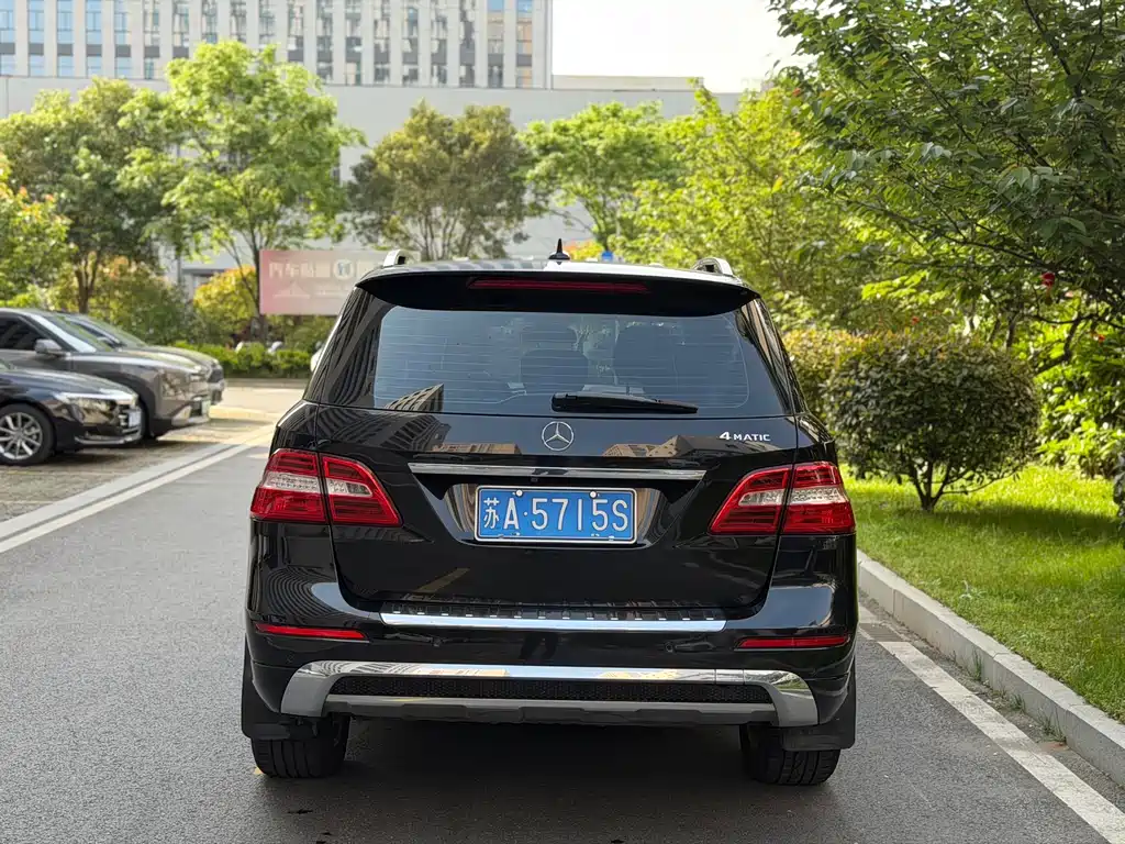 Mercedes-Benz M 2012 ML 300