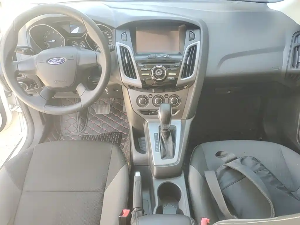 Ford Focus — миниатюра 10