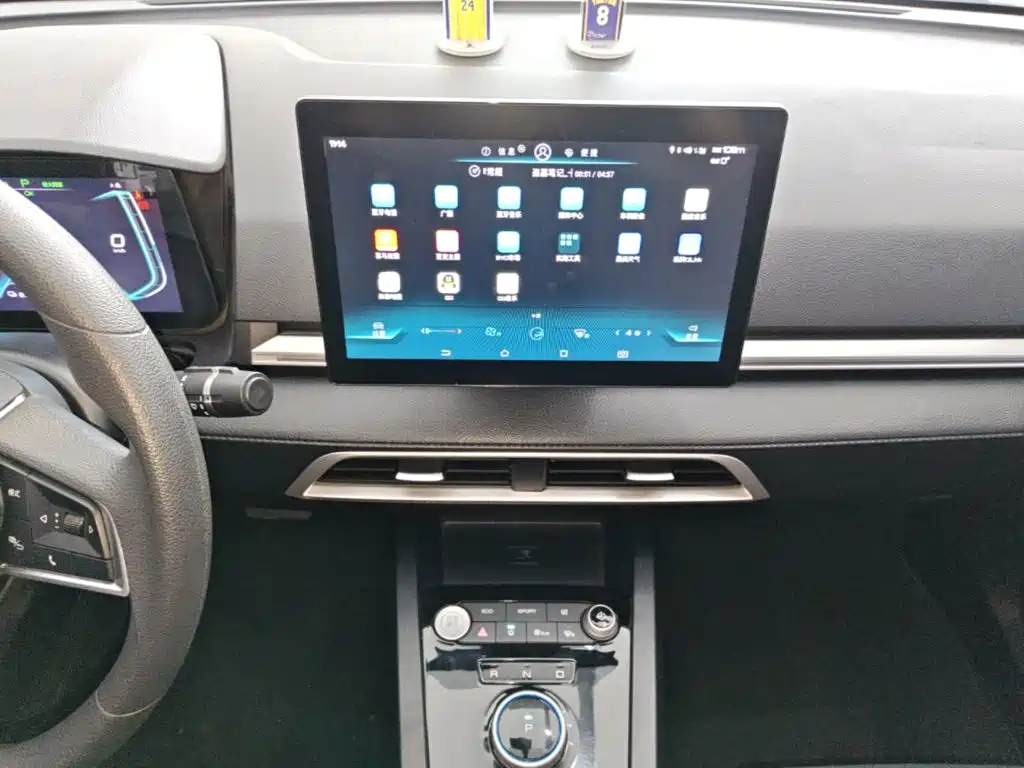 BYD e2 — миниатюра 13